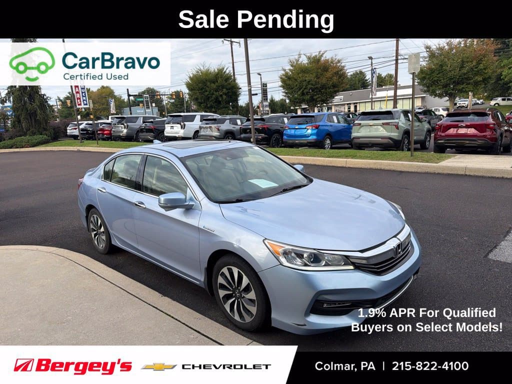 2017 Honda Accord Hybrid EX-L — photo 1 of 13