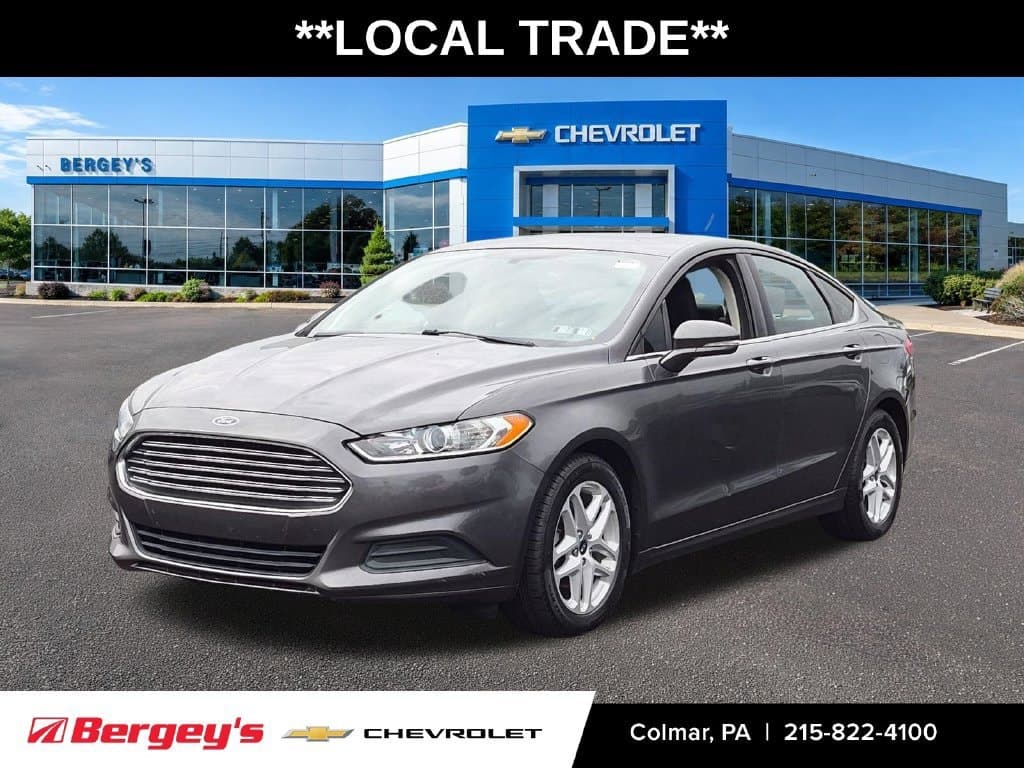2016 Ford Fusion SE — photo 1 of 34