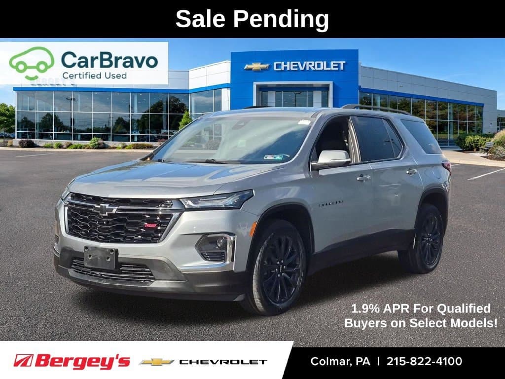 2023 Chevrolet Traverse RS — photo 1 of 36