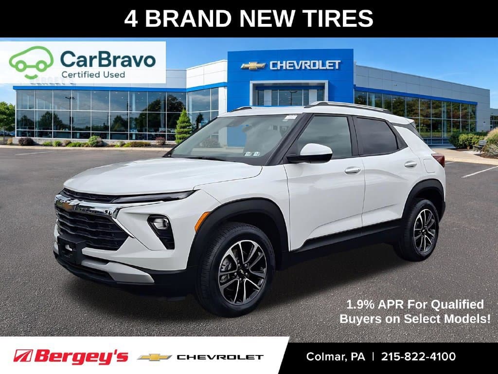 2024 Chevrolet Trailblazer LT — photo 1 of 45