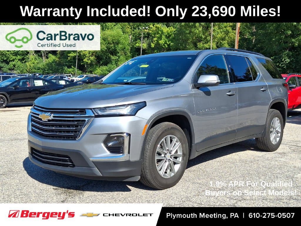 2023 Chevrolet Traverse LT Cloth — photo 1 of 37