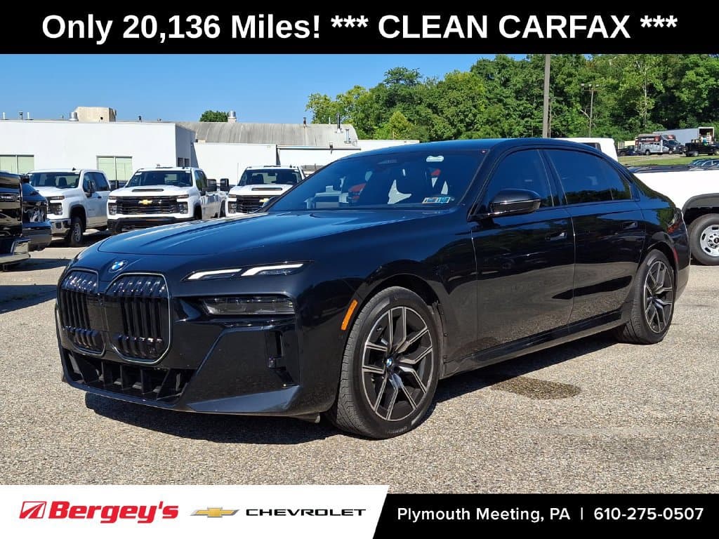 2026 BMW 7 Series 740i xDrive — photo 1 of 35
