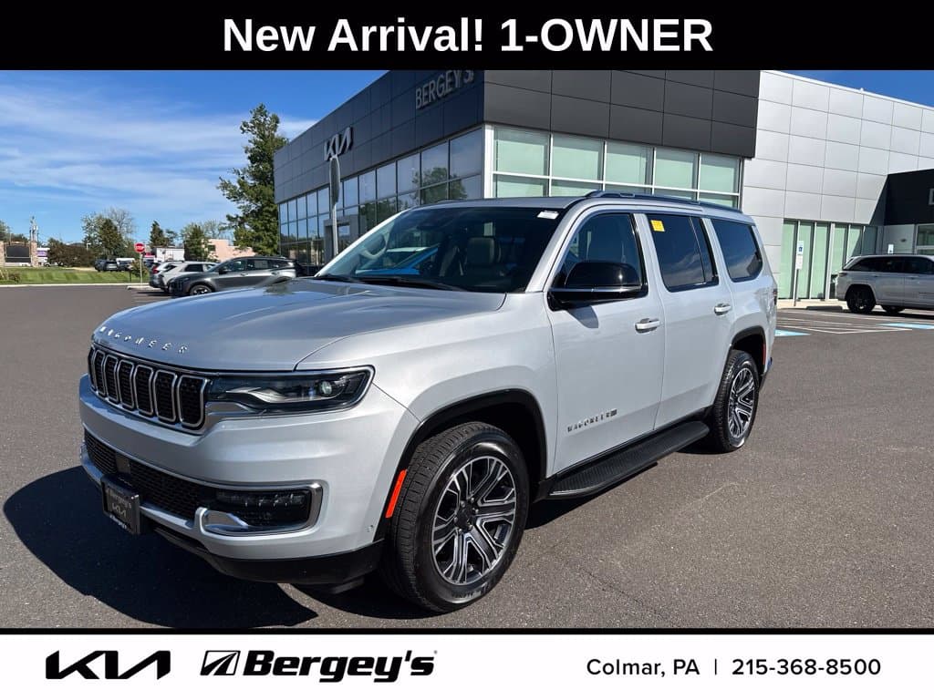 2024 Jeep Wagoneer Base — photo 1 of 25
