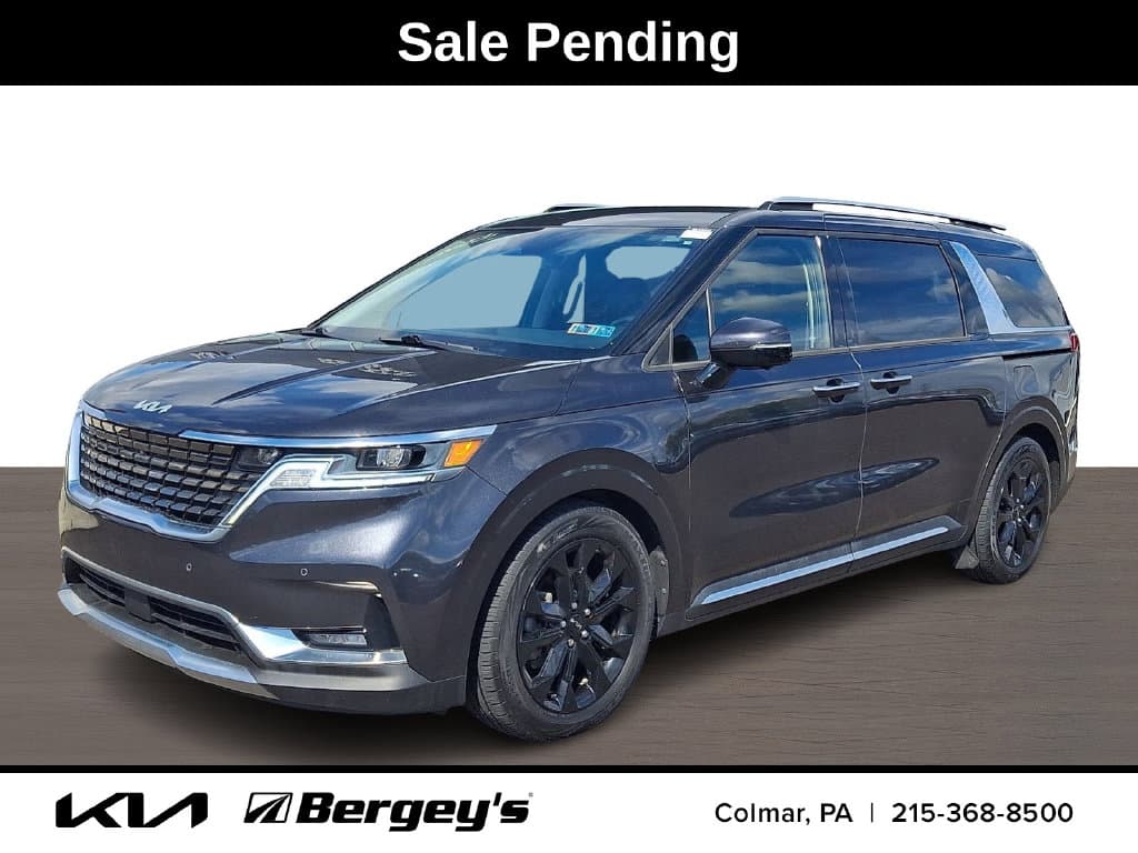 2022 Kia Carnival SX — photo 1 of 38