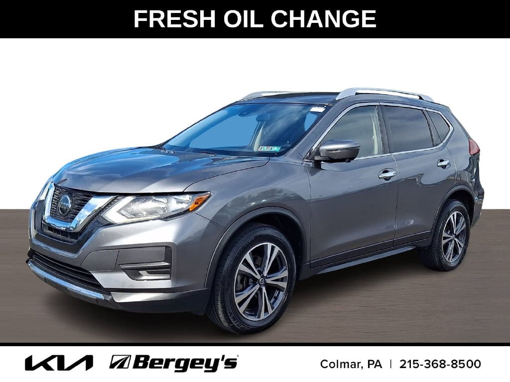 2019 Nissan Rogue SV — photo 1 of 38