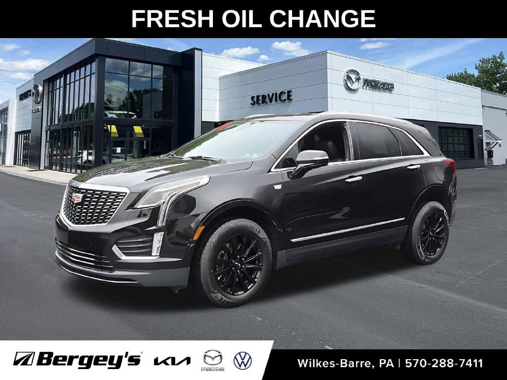 2022 Cadillac XT5 AWD Luxury — photo 1 of 33