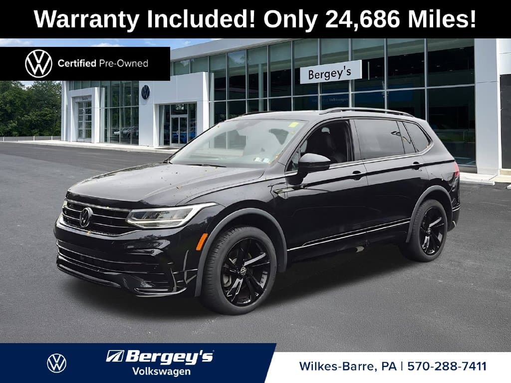 2024 Volkswagen Tiguan Base — photo 1 of 34