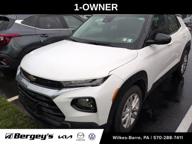 2022 Chevrolet Trailblazer LS — photo 1 of 17