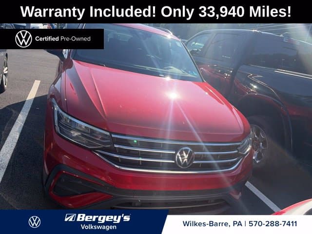 2023 Volkswagen Tiguan Base — photo 1 of 19