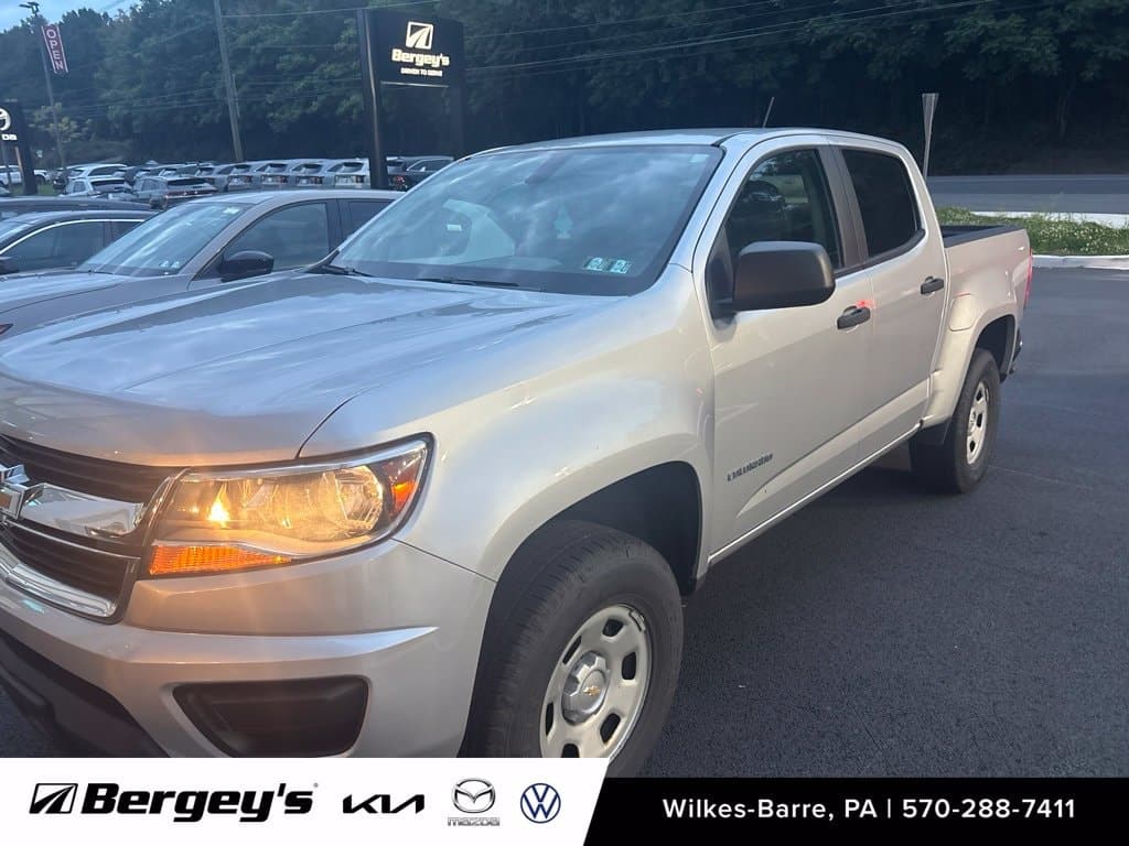 2017 Chevrolet Colorado Base — photo 1 of 7