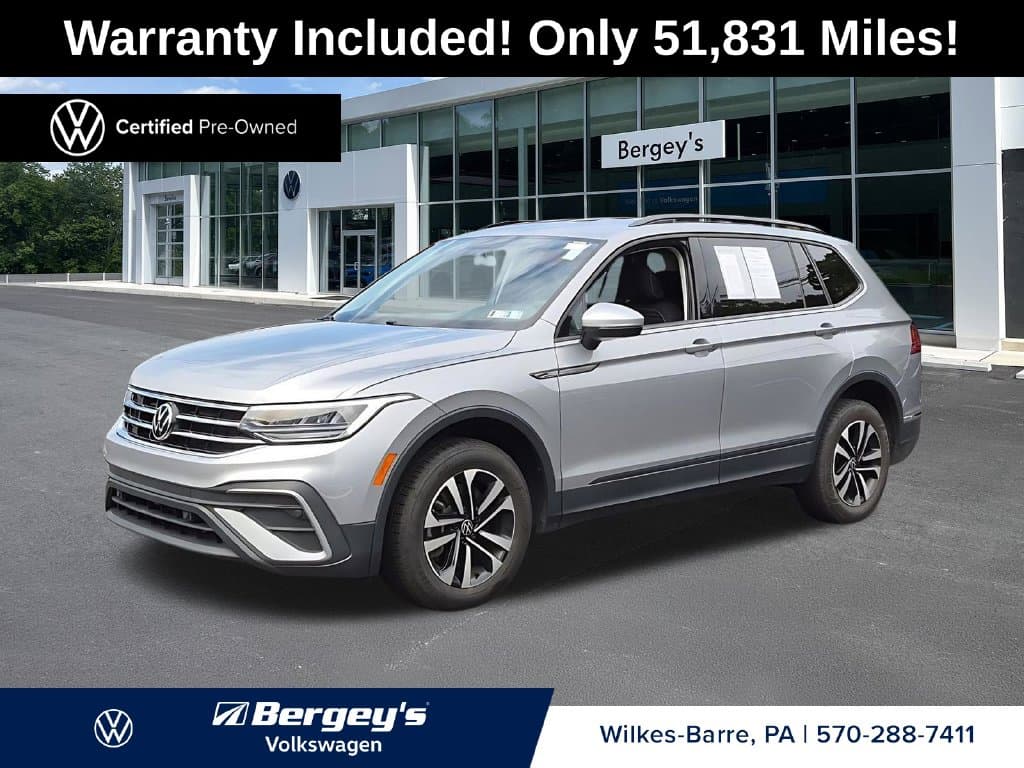 2022 Volkswagen Tiguan Base — photo 1 of 32