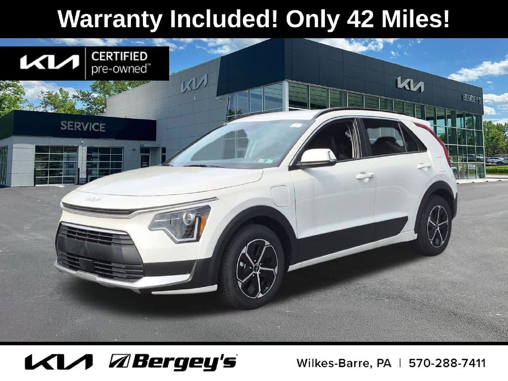2025 Kia Niro Plug-In Hybrid EX — photo 1 of 34
