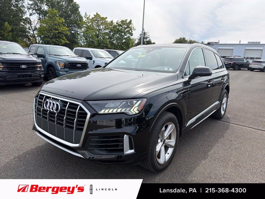 2023 Audi Q7 Base — photo 1 of 38