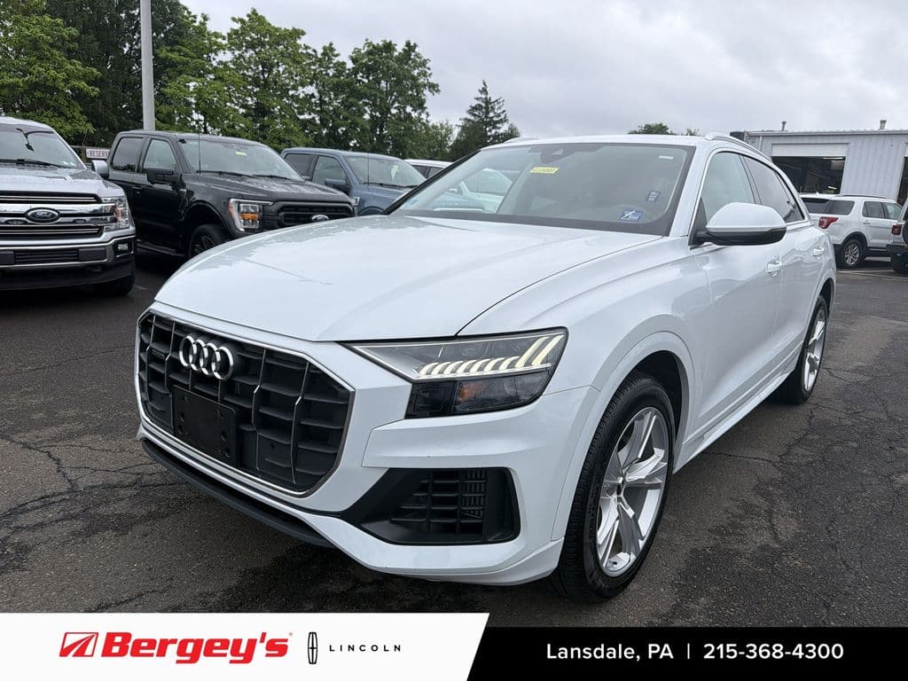 2023 Audi Q8 Base — photo 1 of 38