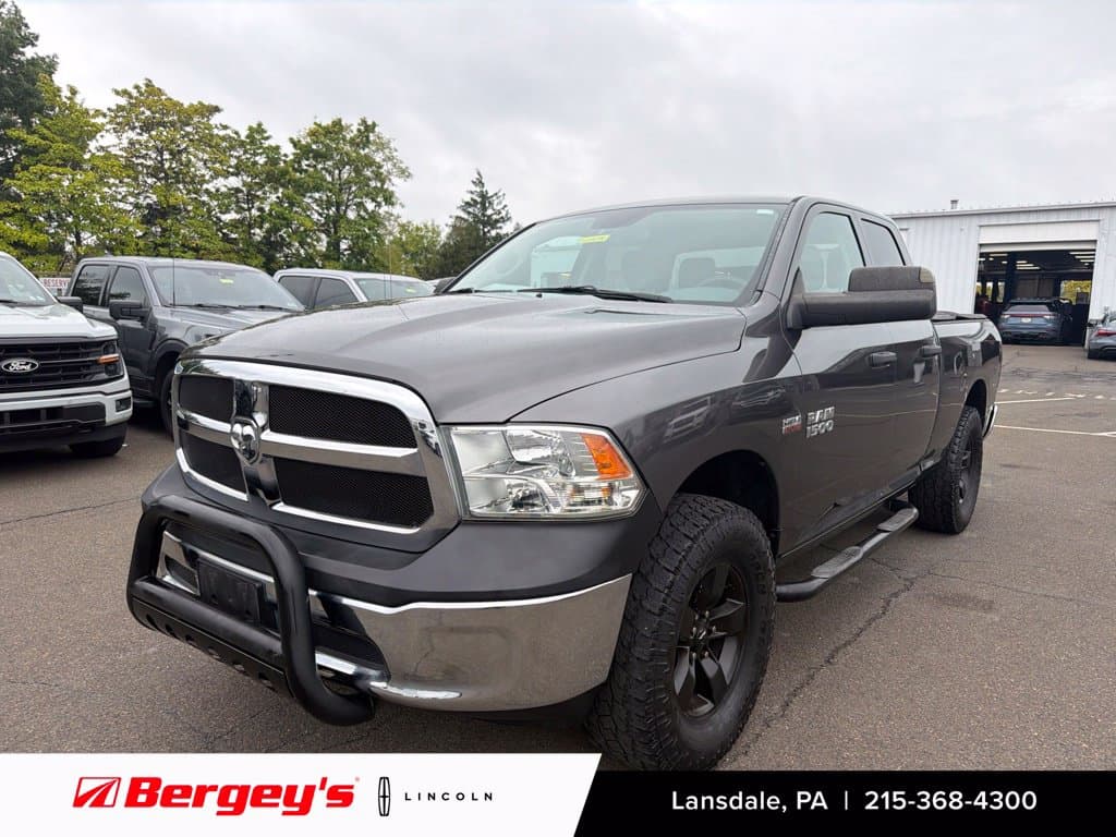 2016 RAM 1500 Base — photo 1 of 39