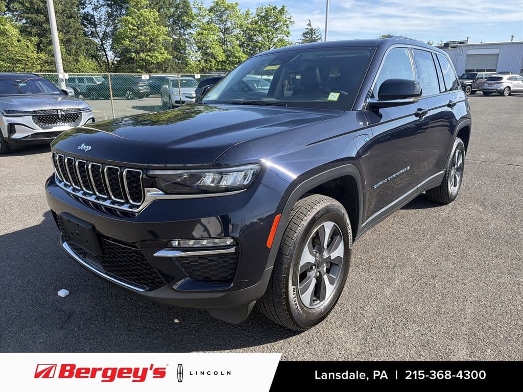 2023 Jeep Grand Cherokee 4xe Base — photo 1 of 37