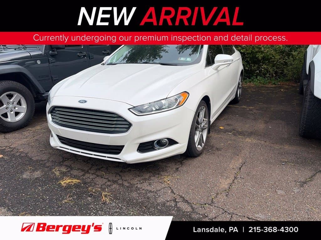 2014 Ford Fusion Titanium — photo 1 of 16