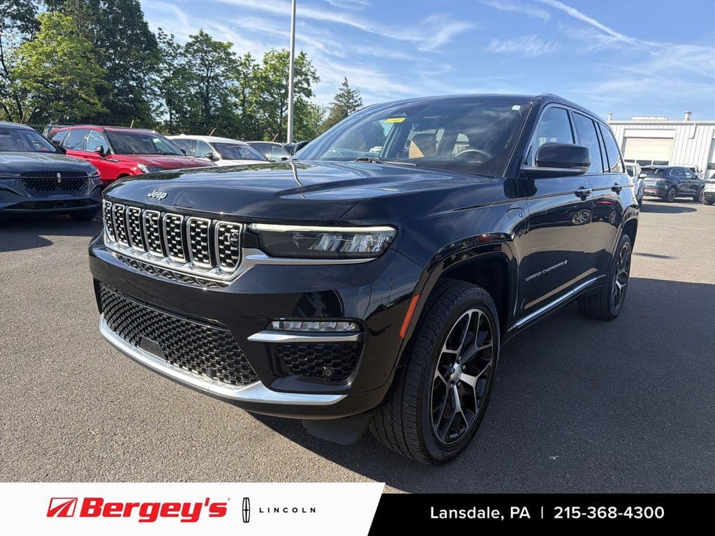2023 Jeep Grand Cherokee 4xe Base — photo 1 of 38