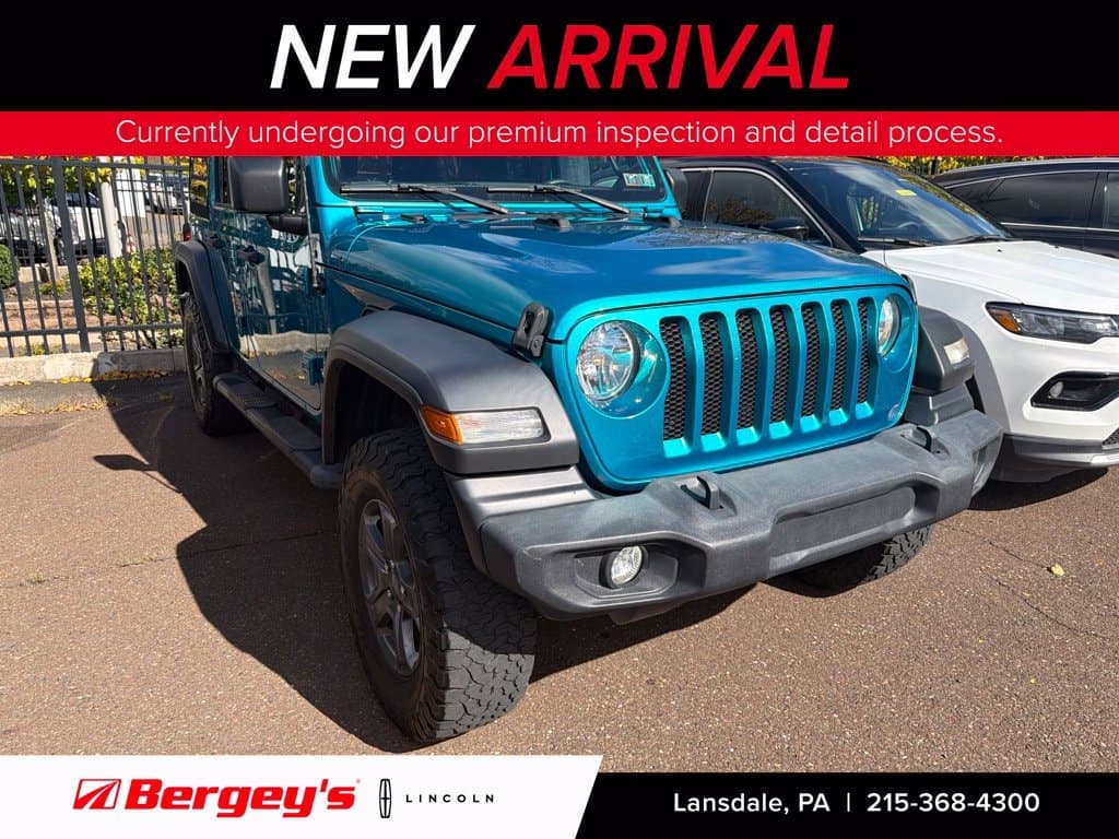 2019 Jeep Wrangler Base — photo 1 of 15