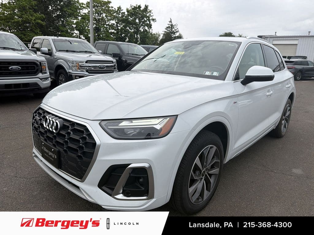 2024 Audi Q5 Base — photo 1 of 37