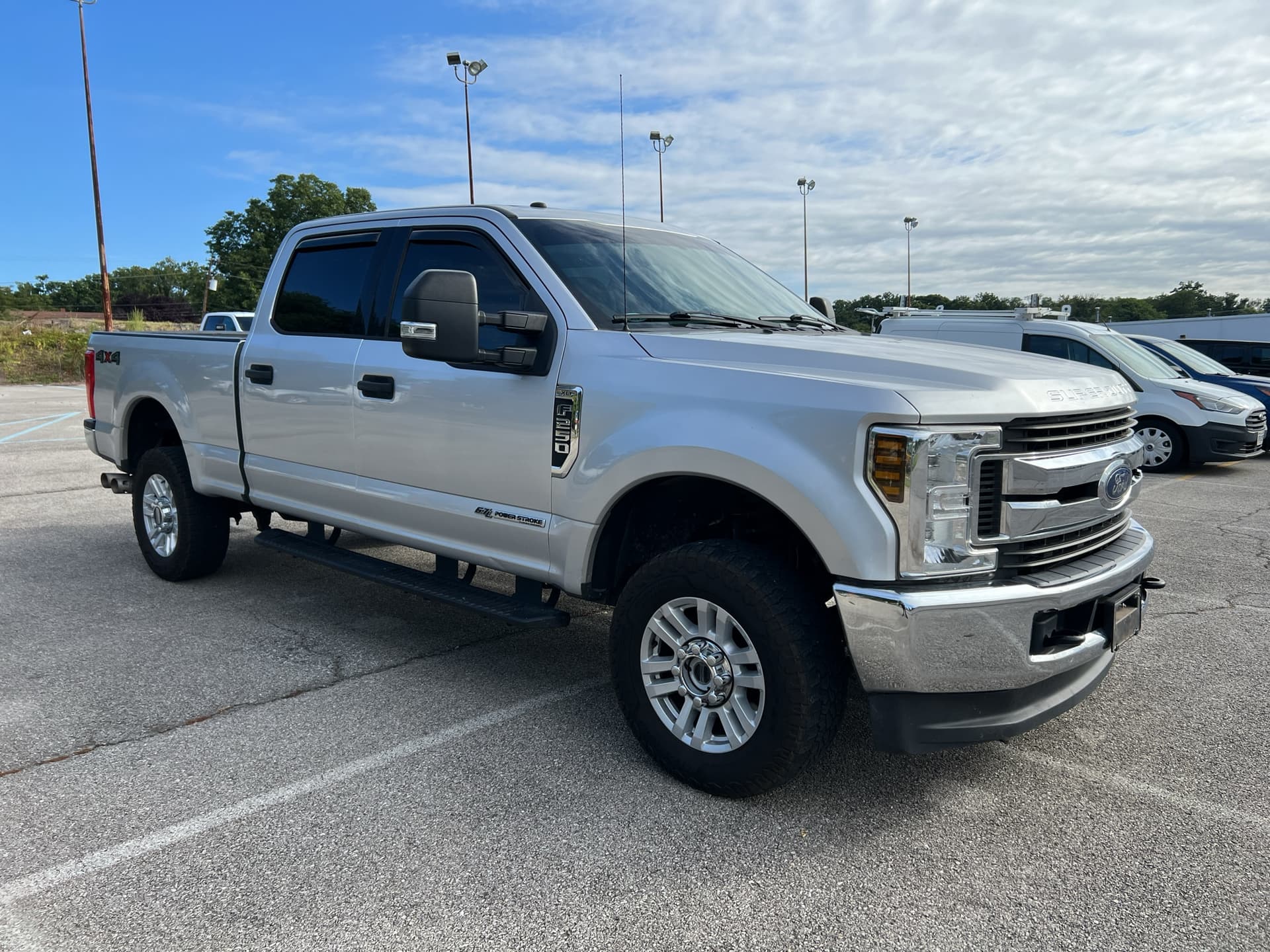 2019 Ford Super Duty F-250 SRW XLT — photo 1 of 13