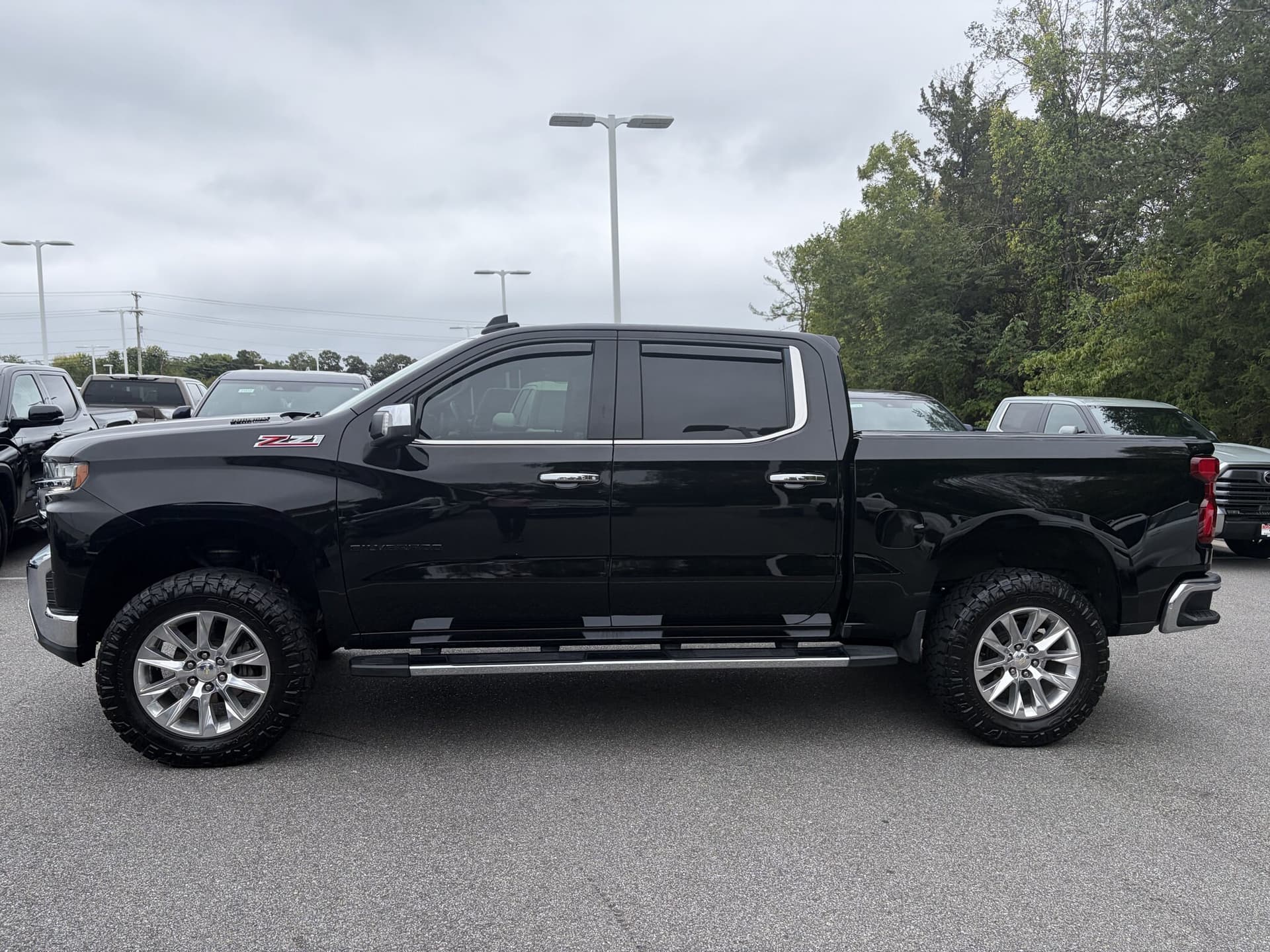 2021 Chevrolet Silverado 1500 LTZ — photo 1 of 4