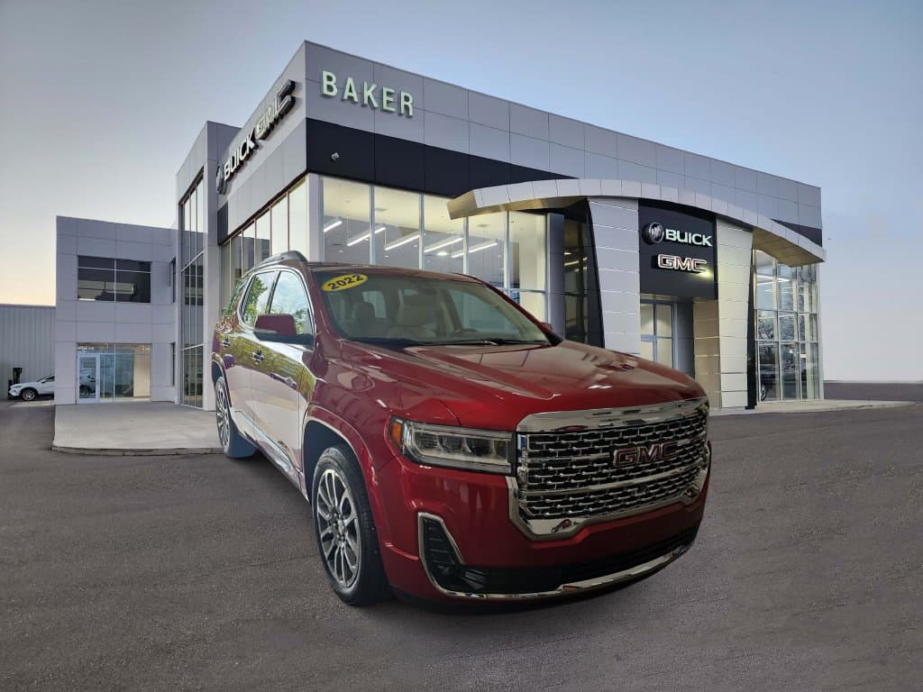 2022 GMC Acadia Denali — photo 1 of 38