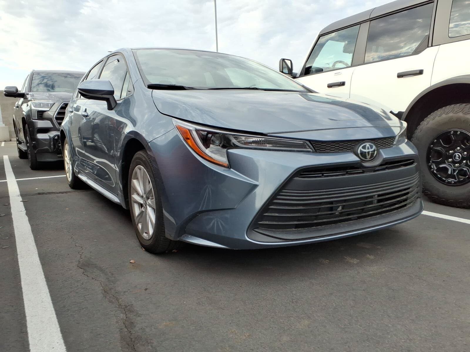 2024 Toyota Corolla LE — photo 1 of 4