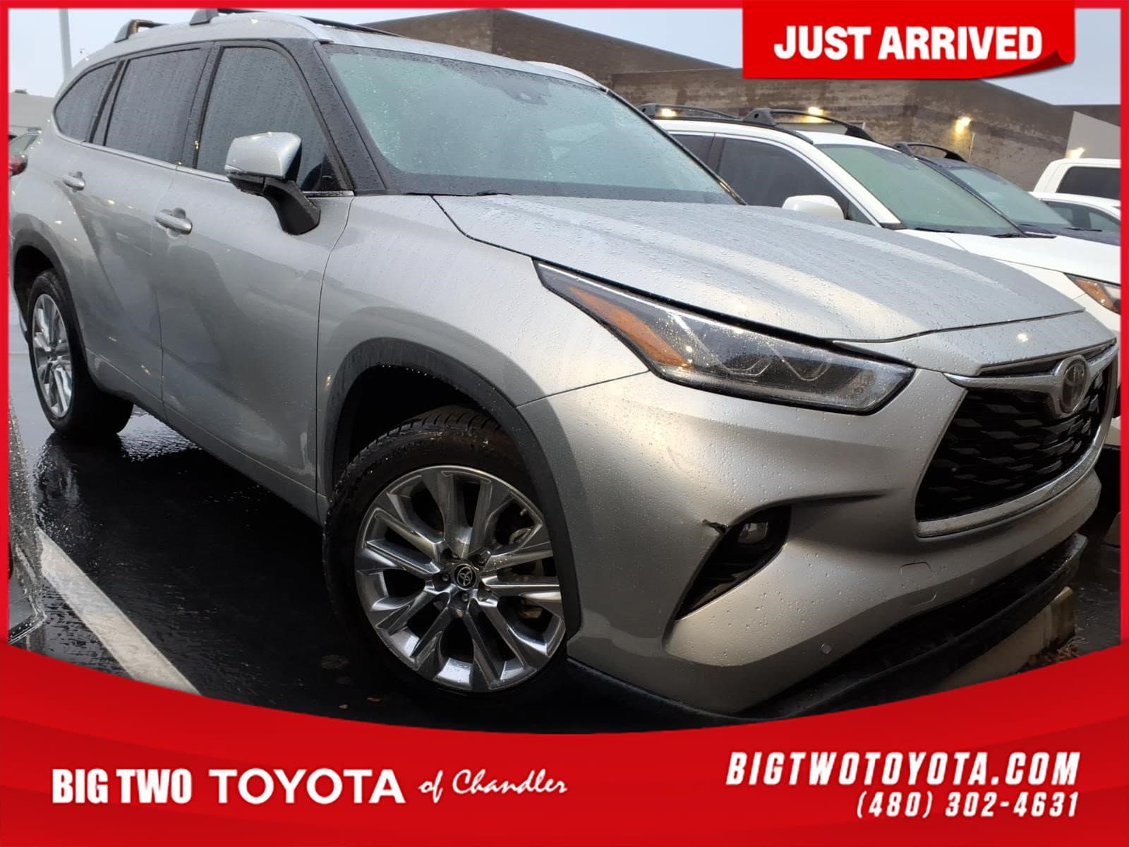 2023 Toyota Highlander Limited — photo 1 of 3