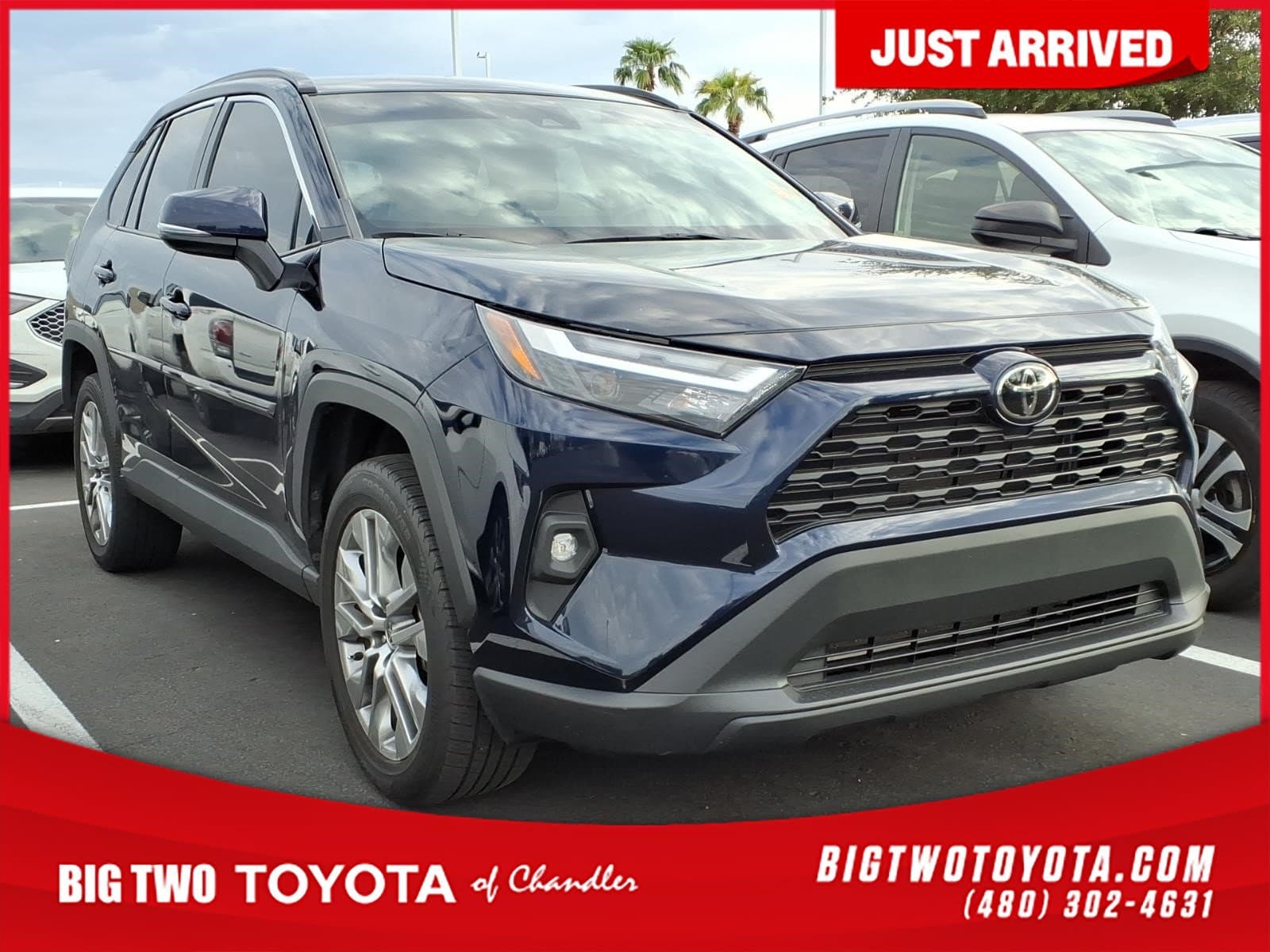 2022 Toyota RAV4 XLE Premium — photo 1 of 4