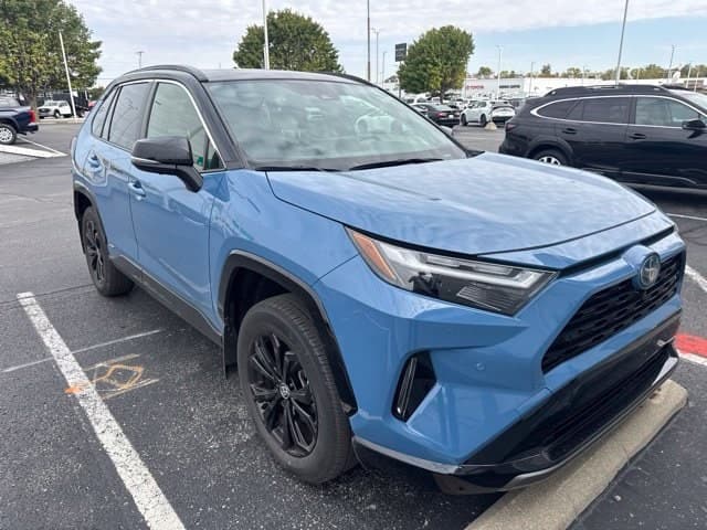 2024 Toyota RAV4 Hybrid XSE — photo 1 of 5