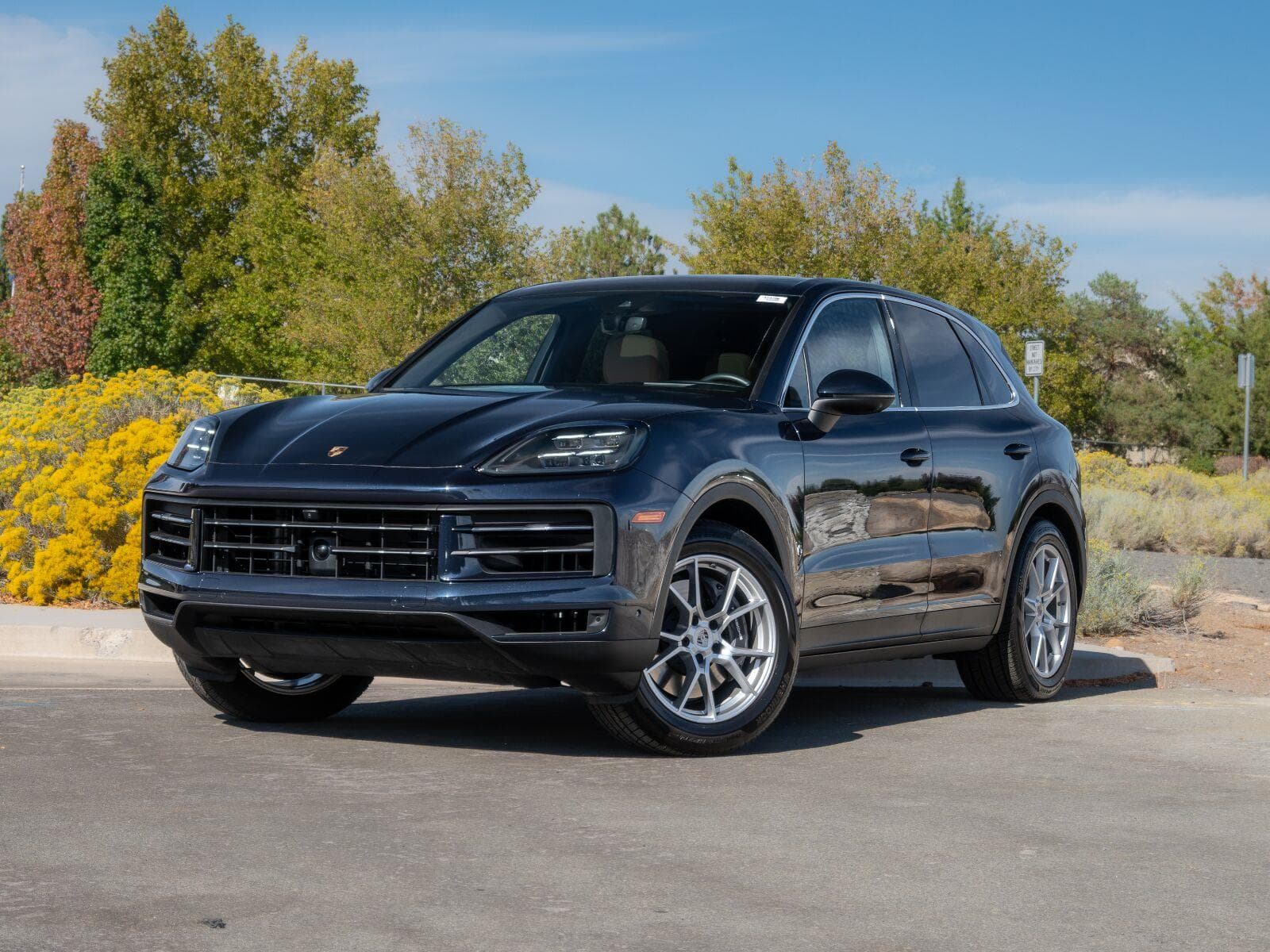 2026 Porsche Cayenne Base — photo 1 of 36