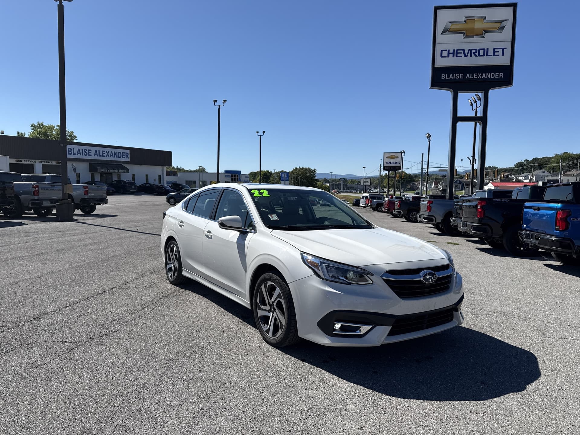 2022 Subaru Legacy Limited XT — photo 1 of 27