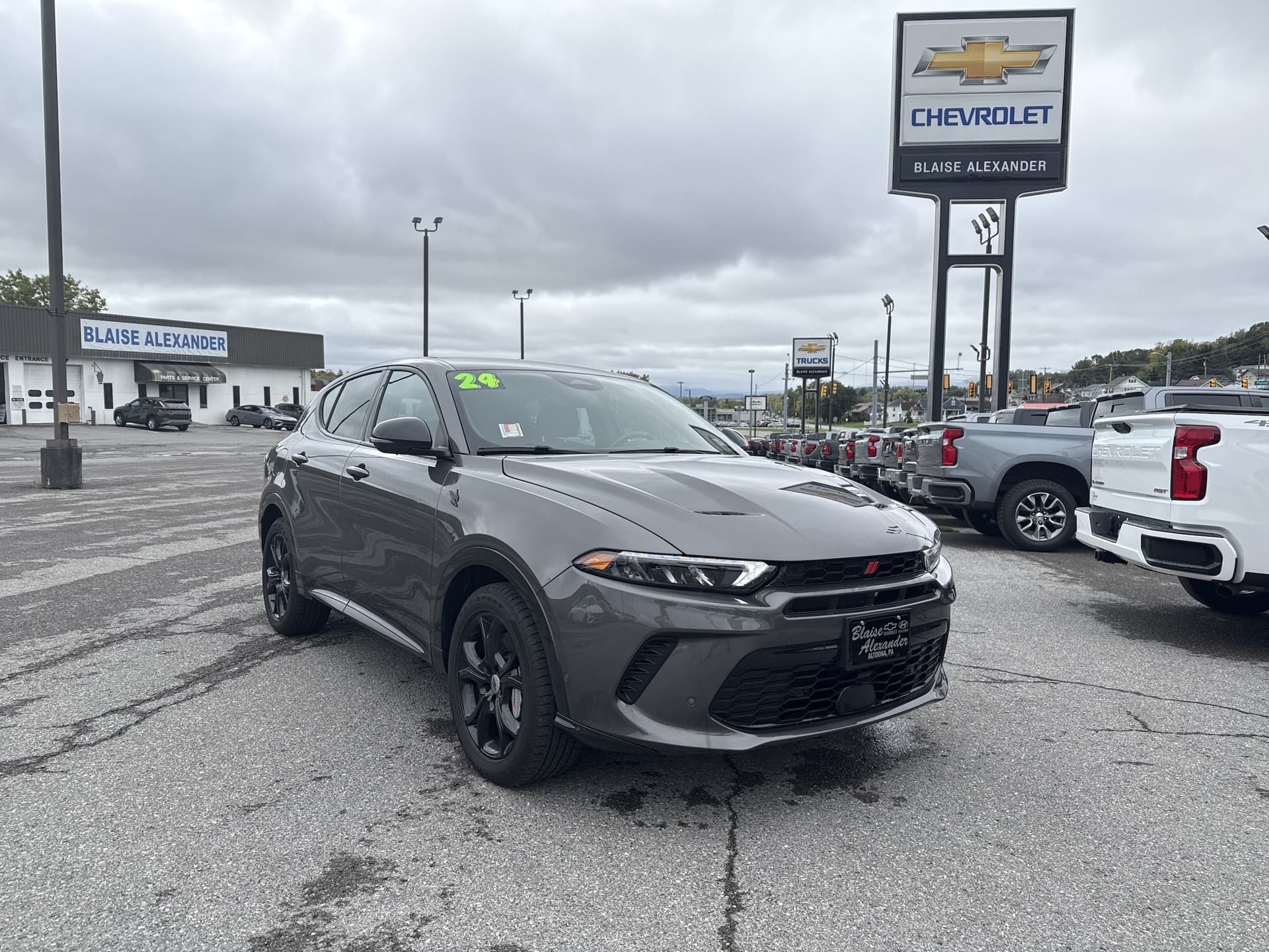 2024 Dodge Hornet R/T — photo 1 of 29