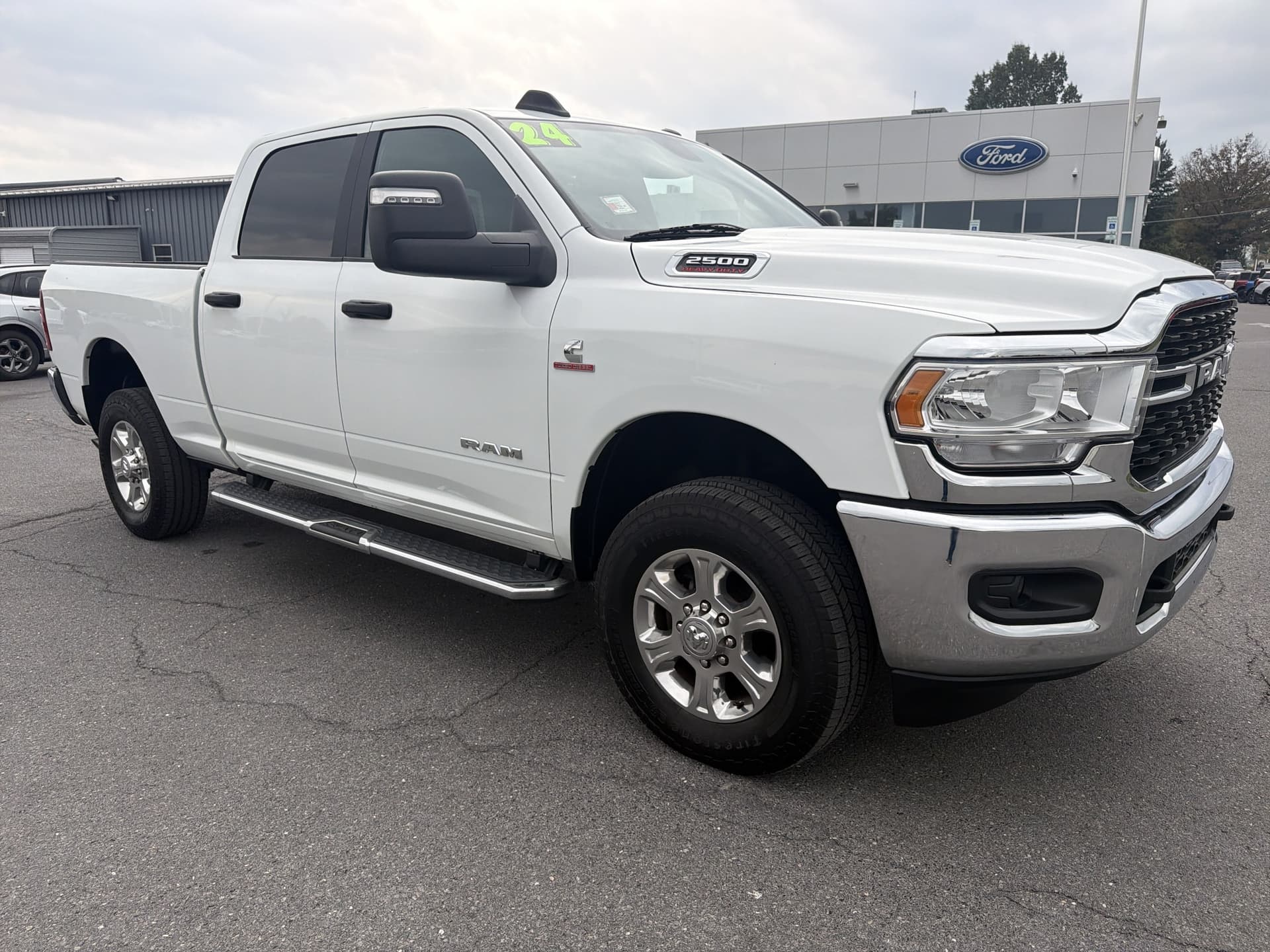 2024 RAM 2500 Big Horn — photo 1 of 31