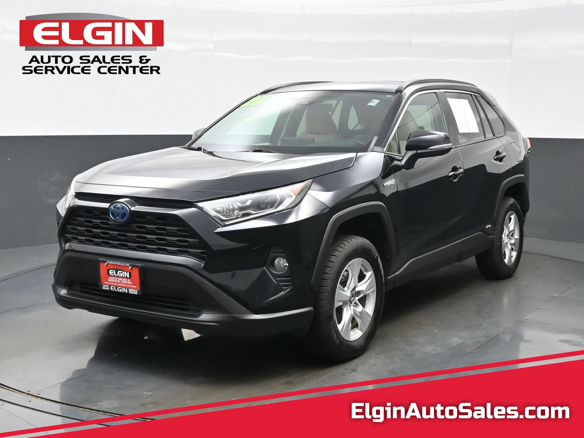 2020 Toyota RAV4 Hybrid XLE — photo 1 of 41