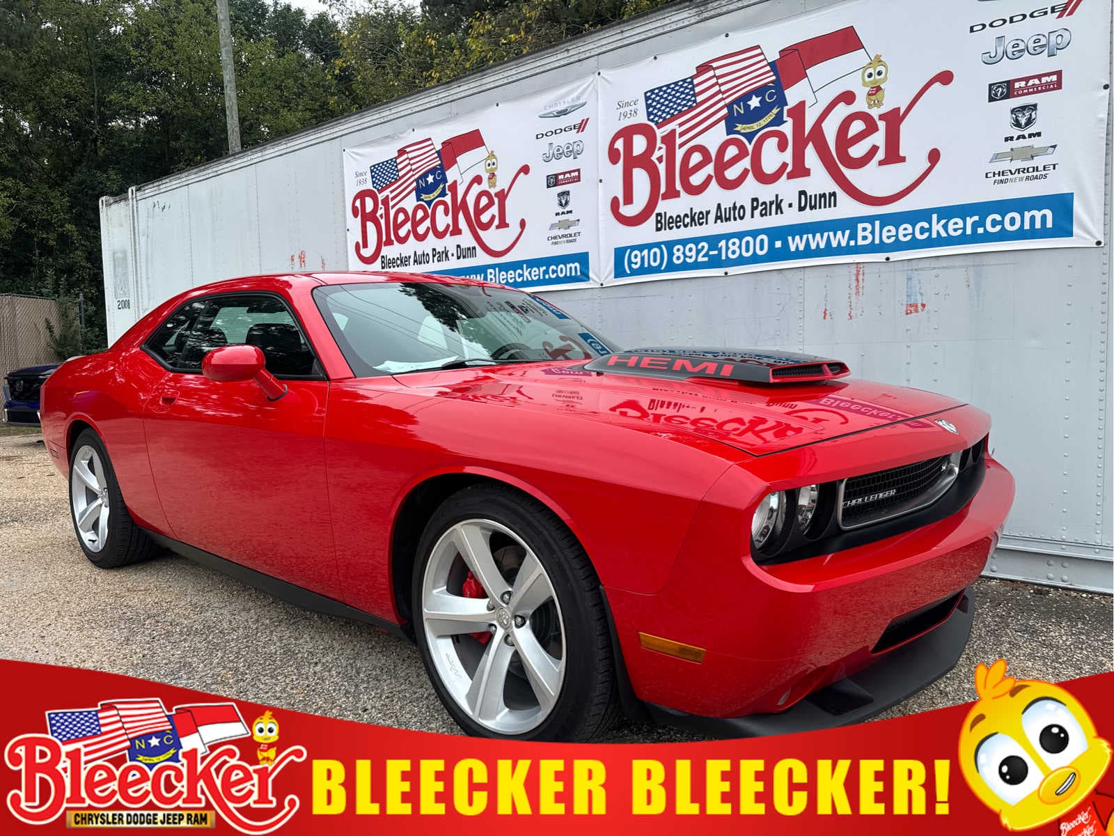 2010 Dodge Challenger SRT8 — photo 1 of 36