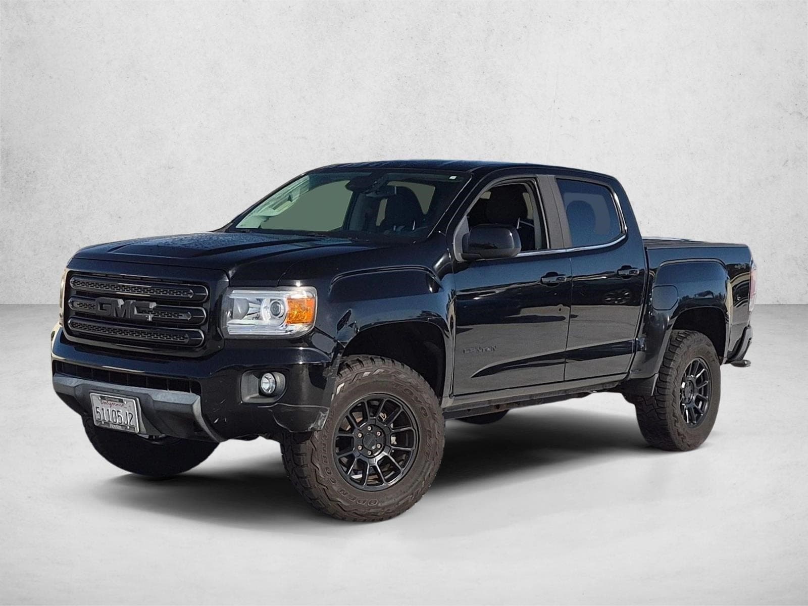 2018 GMC Canyon Base — photo 1 of 15