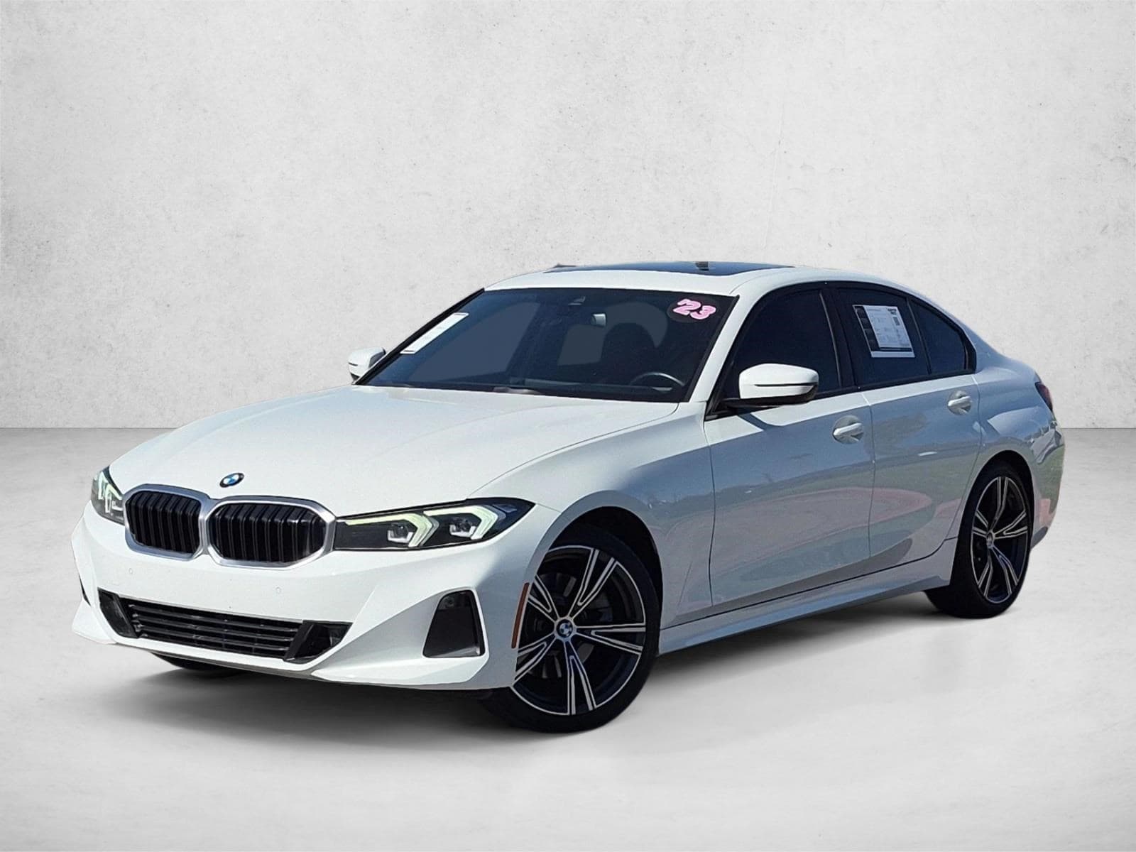 2023 BMW 3 Series 330i — photo 1 of 26