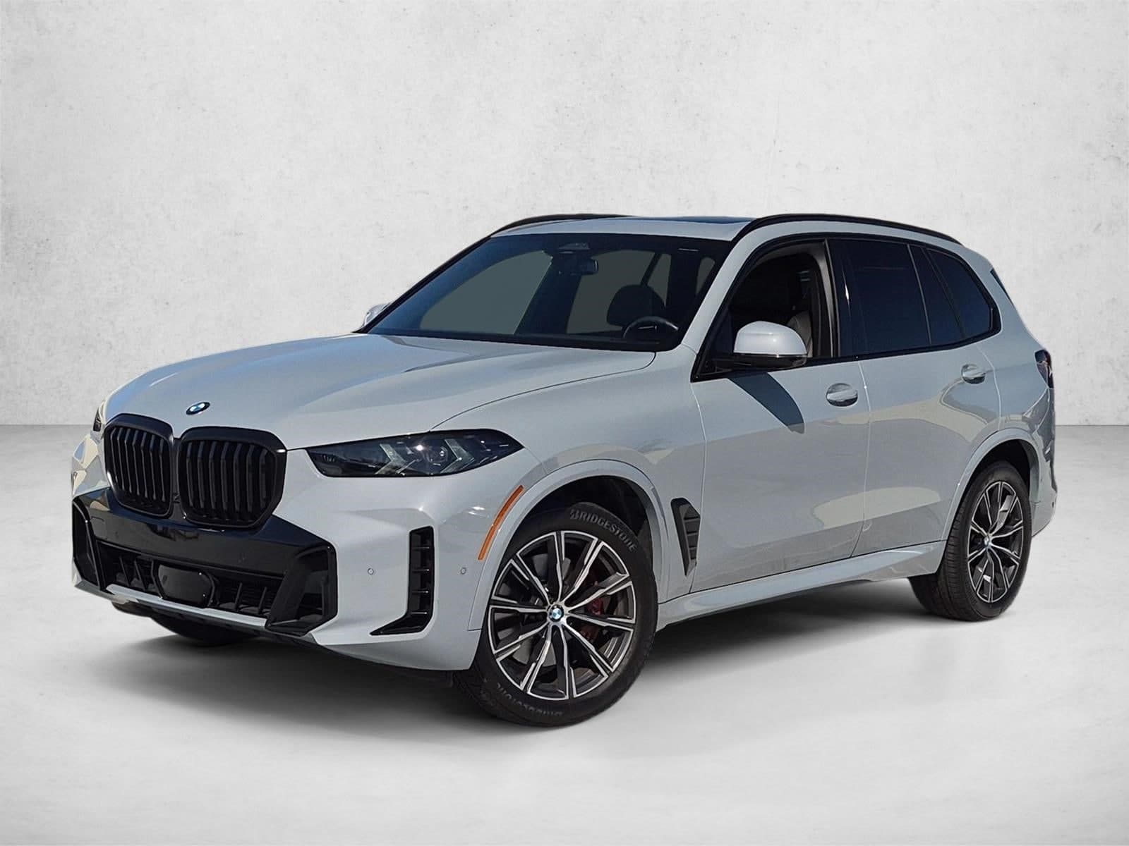 2024 BMW X5 xDrive40i — photo 1 of 15