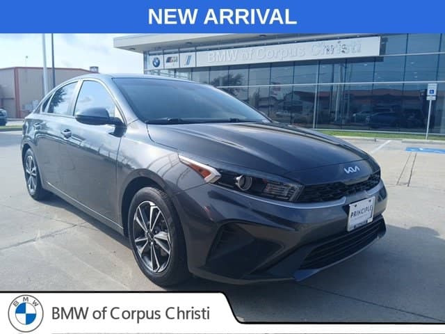 2024 Kia Forte LXS — photo 1 of 25