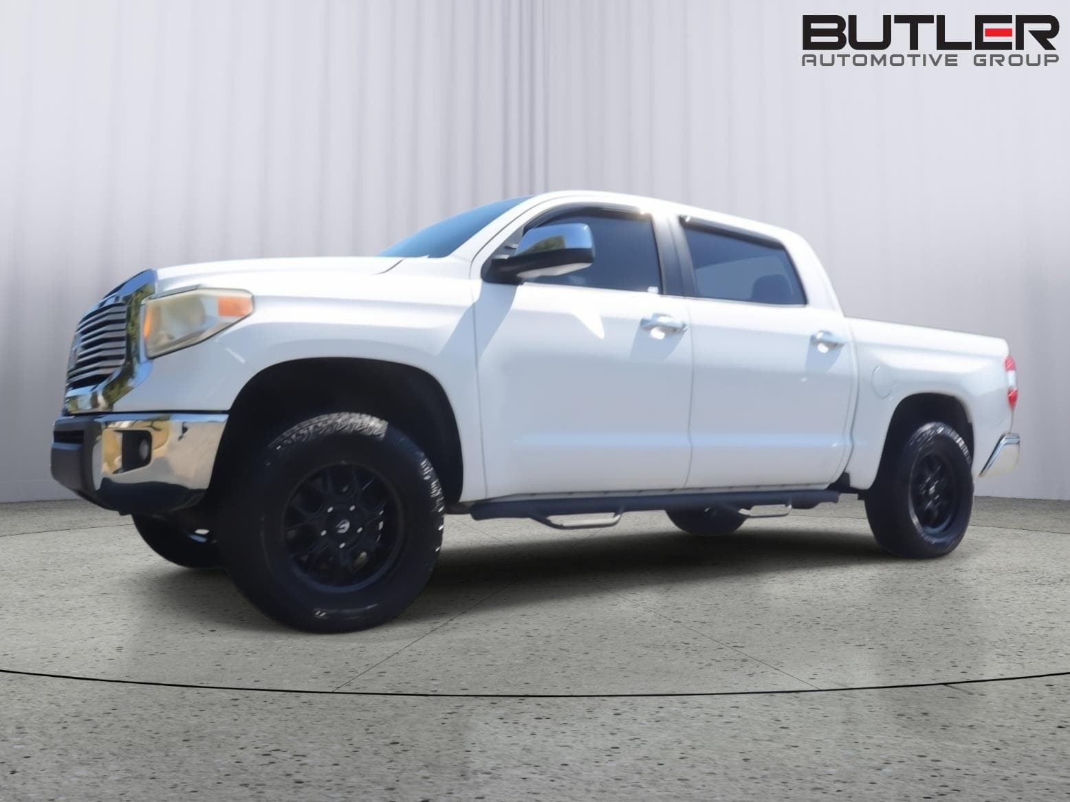 2014 Toyota Tundra 4WD Truck Base — photo 1 of 36