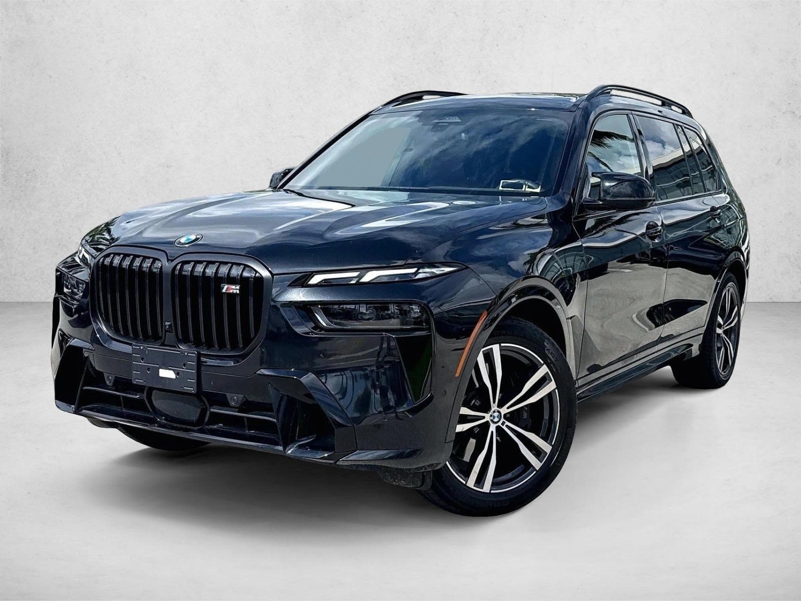 2026 BMW X7 M60i — photo 1 of 30