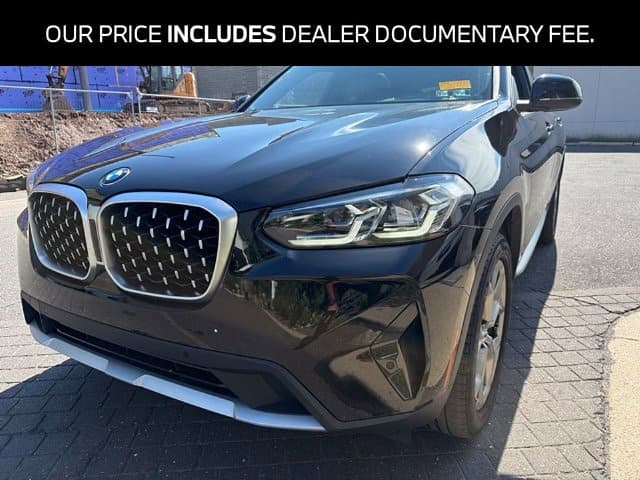 2024 BMW X4 xDrive30i — photo 1 of 9