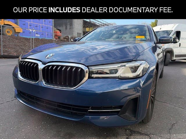 2023 BMW 5 Series 530i xDrive — photo 1 of 9