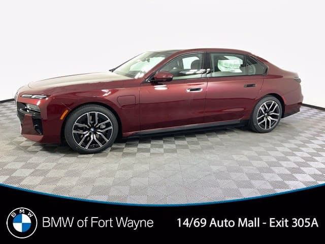 2025 BMW 7 Series 750e xDrive — photo 1 of 61