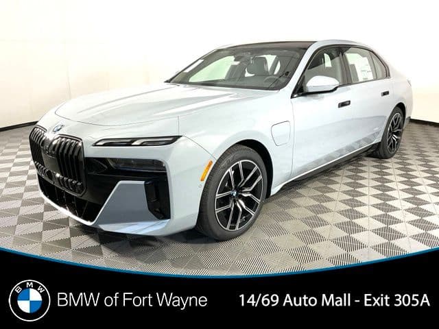 2025 BMW 7 Series 750e xDrive — photo 1 of 50