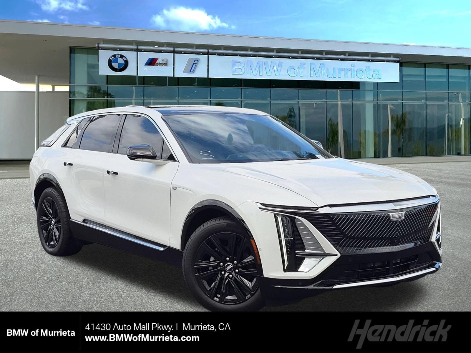 2024 Cadillac LYRIQ Tech — photo 1 of 33