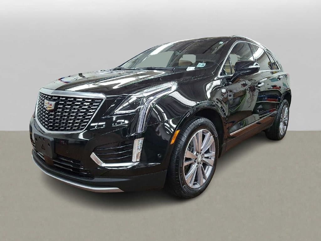 2024 Cadillac XT5 Base — photo 1 of 30