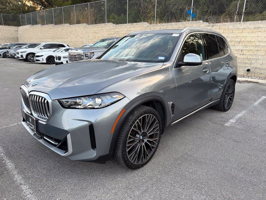 2024 BMW X5 sDrive40i — photo 1 of 5